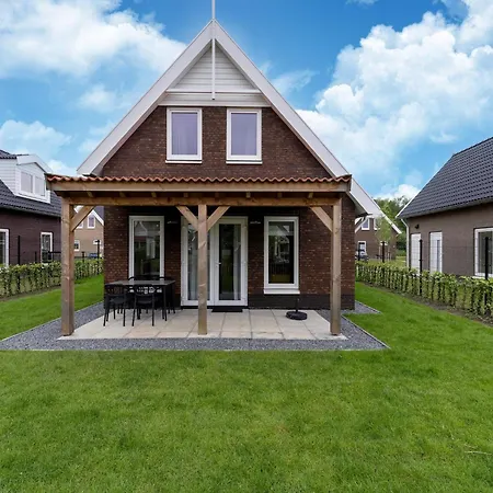 In South Holland By Stompaarde Plas, Cleaning Included 別荘