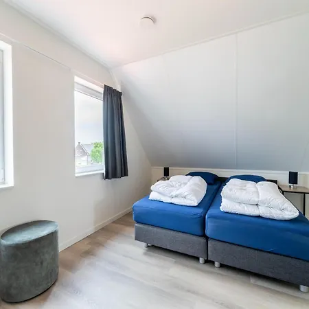 In South Holland By Stompaarde Plas, Cleaning Included * Simonshaven
