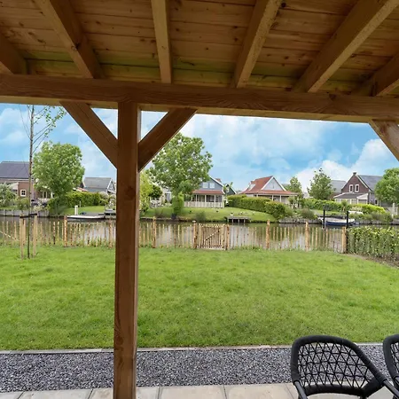 In South Holland By Stompaarde Plas, Cleaning Included *